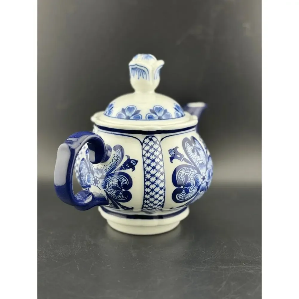 VTG Bombay Company Teapot